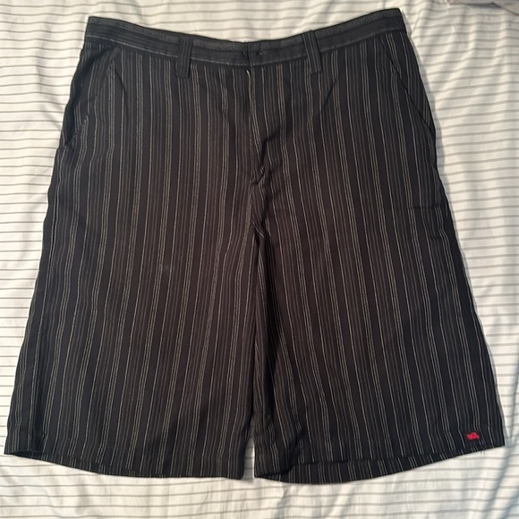 Tony Hawk men’s shorts - Picture 2 of 6